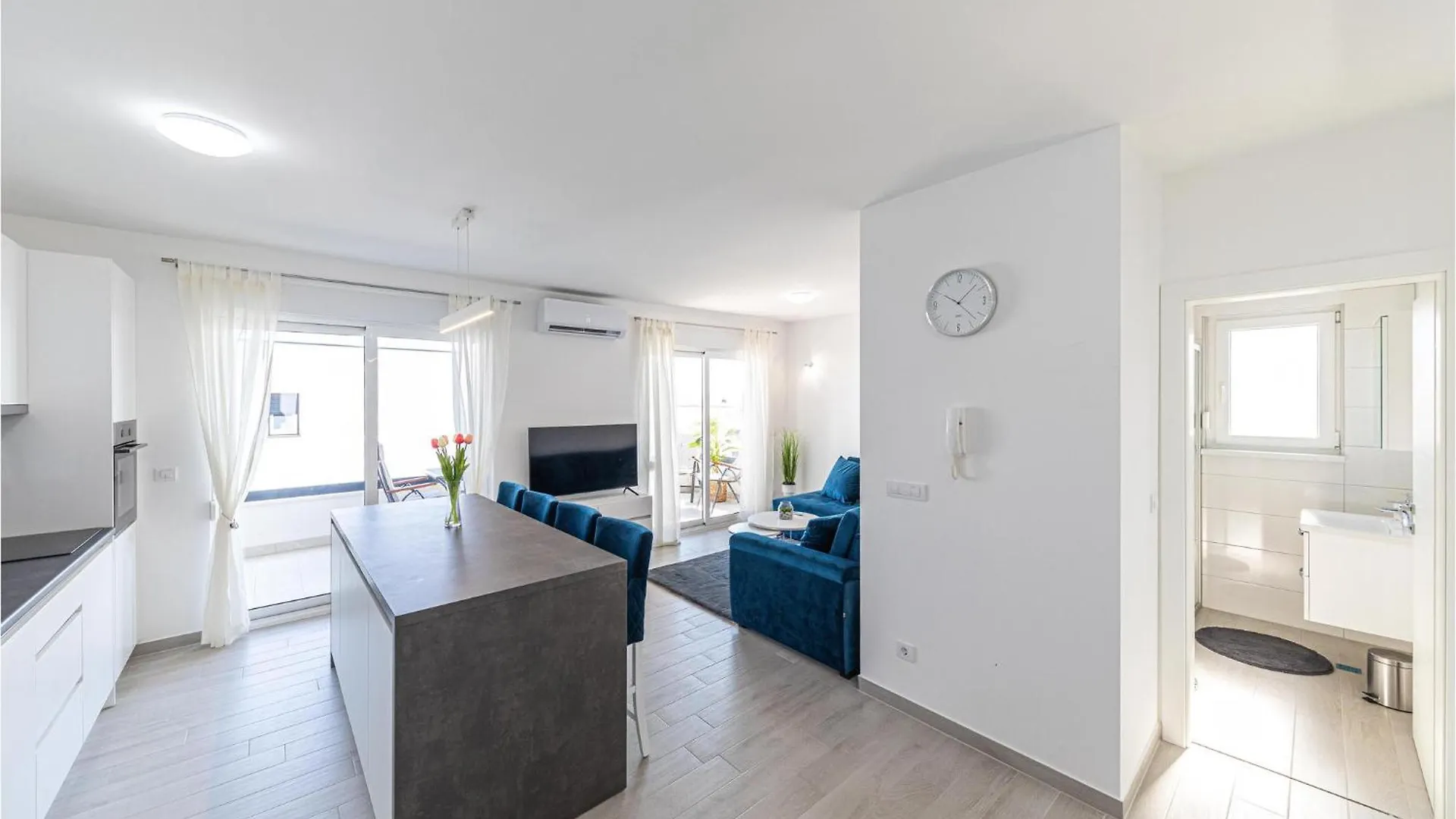 Amazing Apartment In Trogir With Kitchen